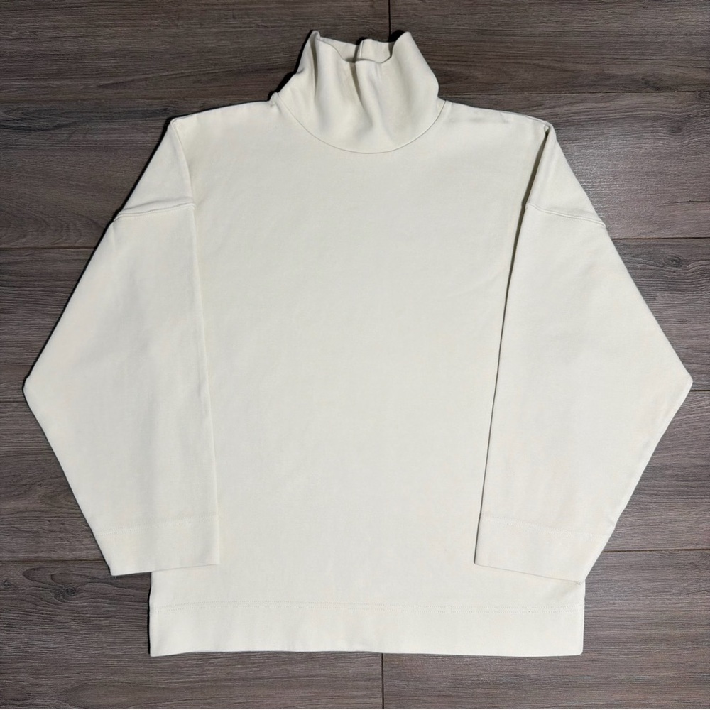 ZARA thick fabric boxy Cream Turtleneck Sweater